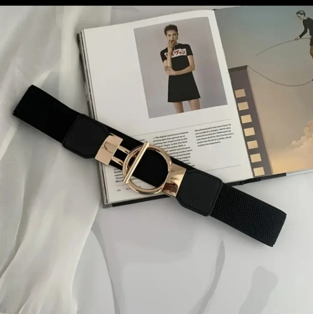 Elasticized wide belt with goldtone hardware